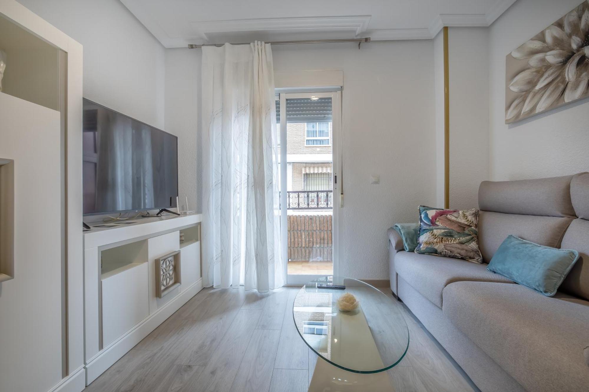 Apartamento Apto Vallellano Junto Al Casco Historico & Parking Incluido